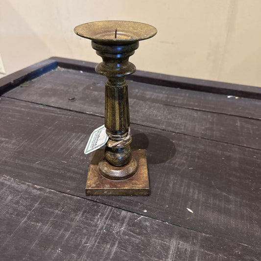 PILLAR CANDLE HOLDER