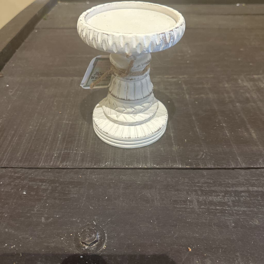 WOODEN CANDLE HOLDER