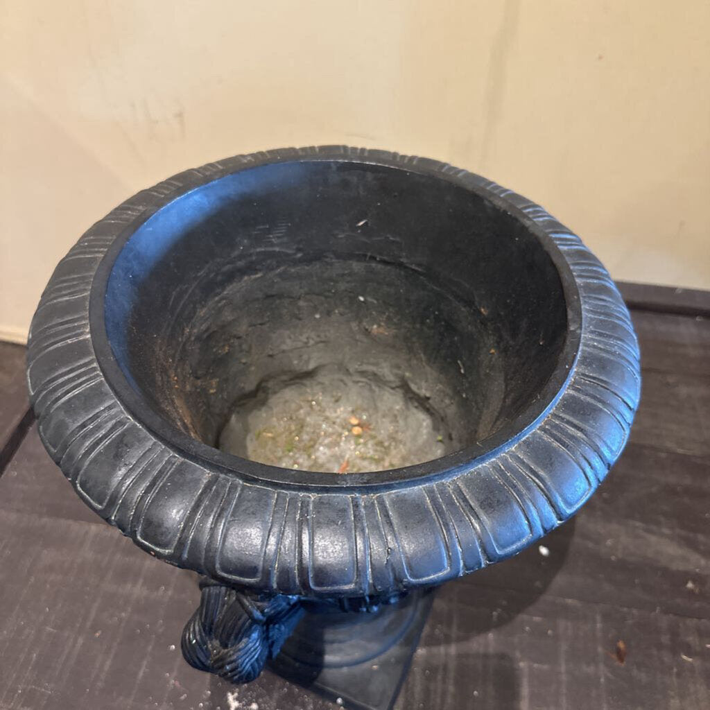 URNS