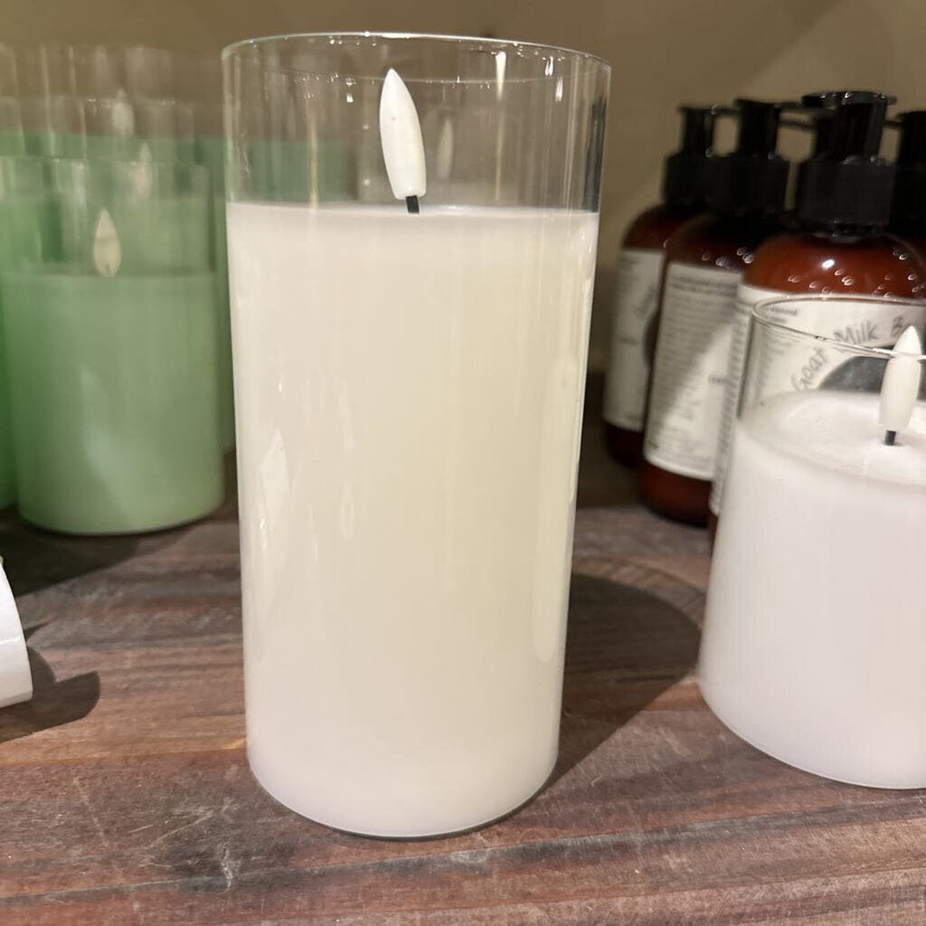 MOVING FLAME PILLAR CANDLE
