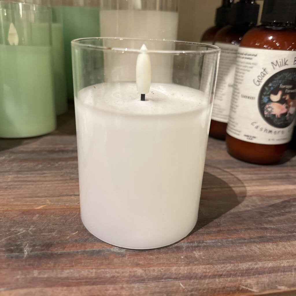 MOVING FLAME PILLAR CANDLE