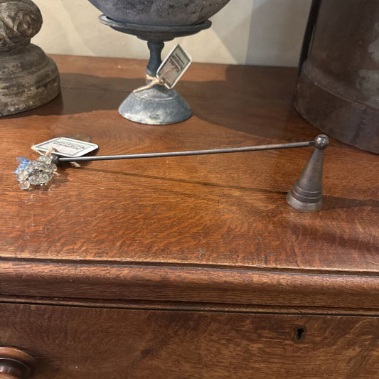 BRASS CANDLE SNUFFER