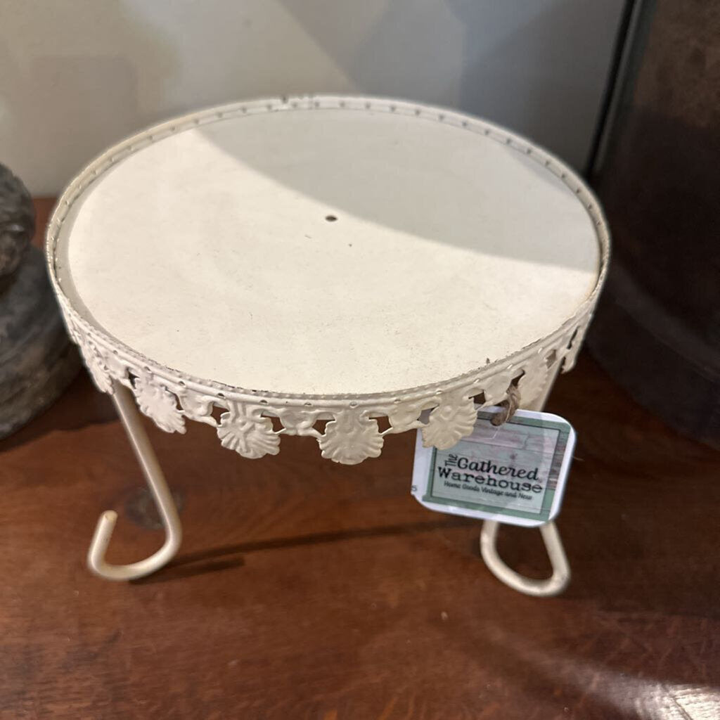 METAL PLANT STAND