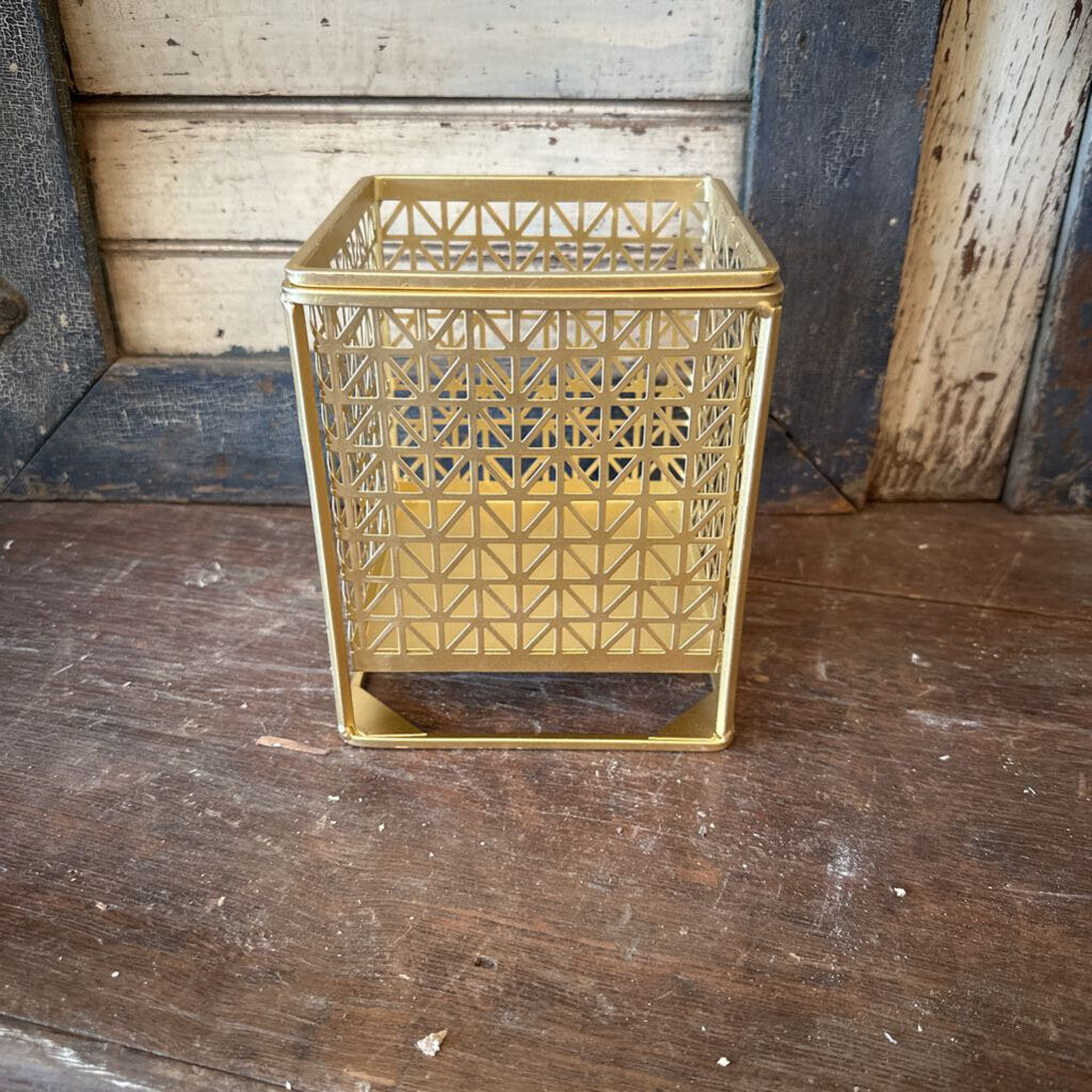 BOHO METAL CONTAINER