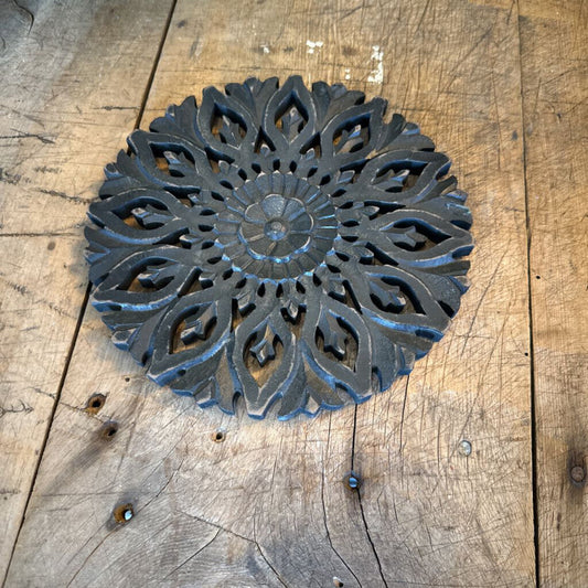 FLOWER SHAPED TRIVET
