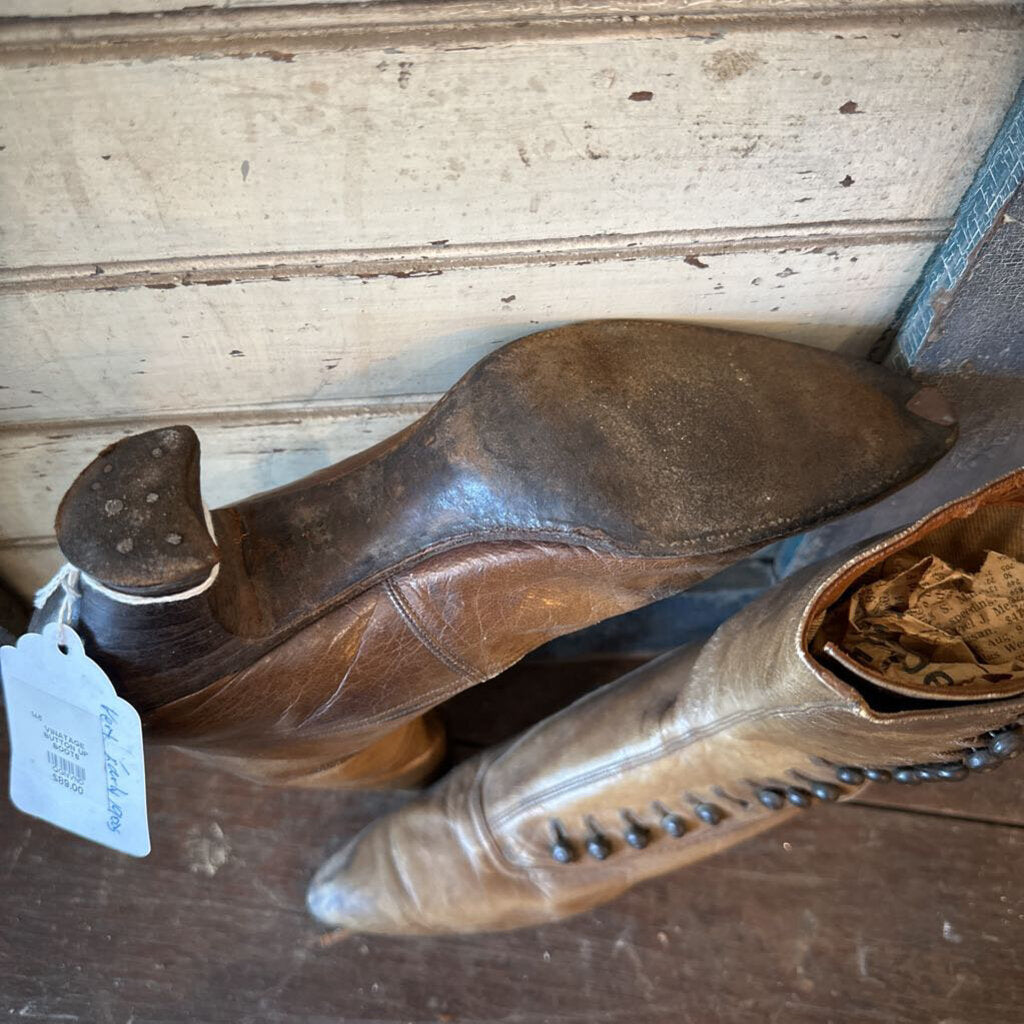EARLY 1900'S LADIES BUTTON UP BOOTS