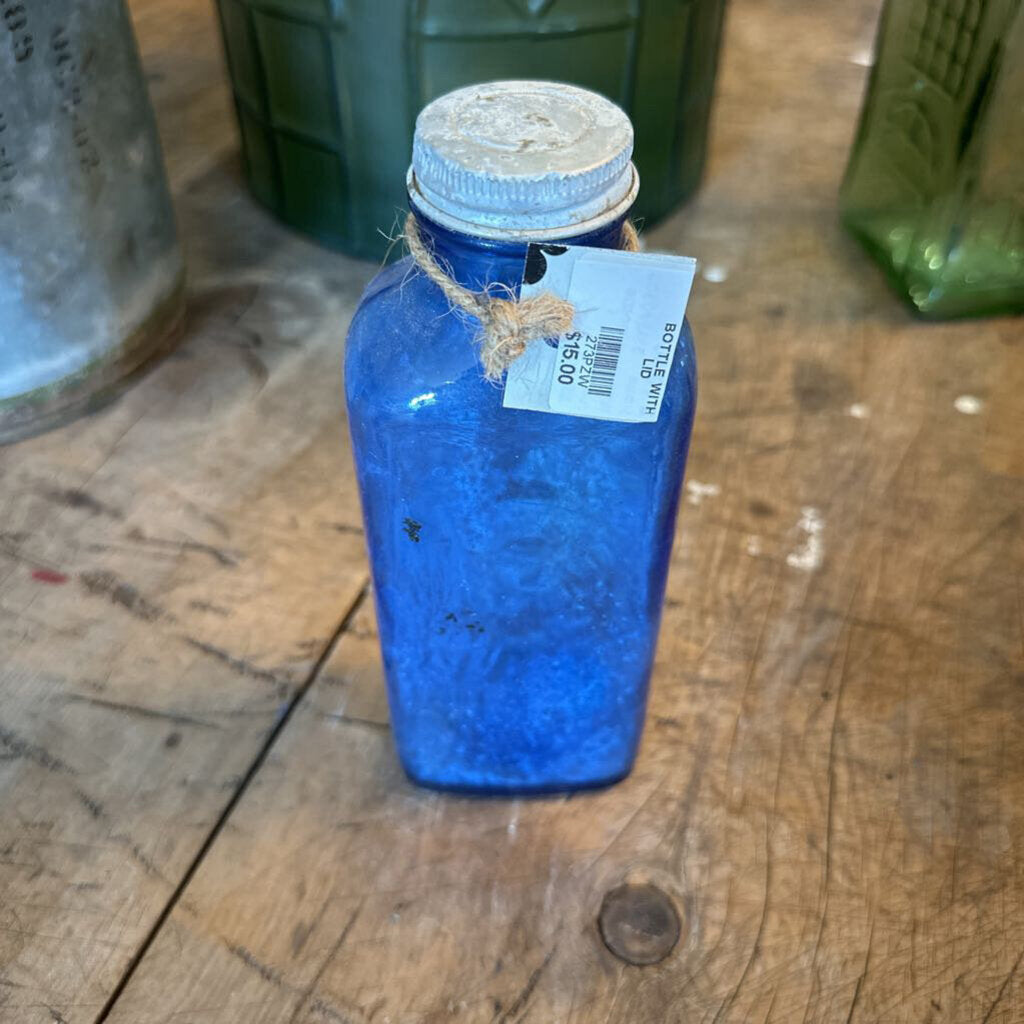 BOTTLE WITH LID