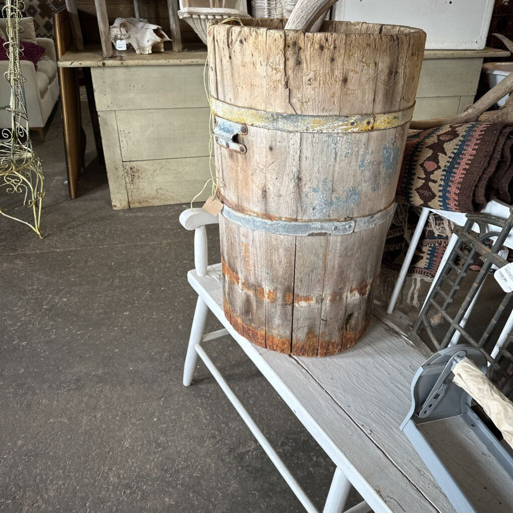 WOODEN CLAM BUCKET