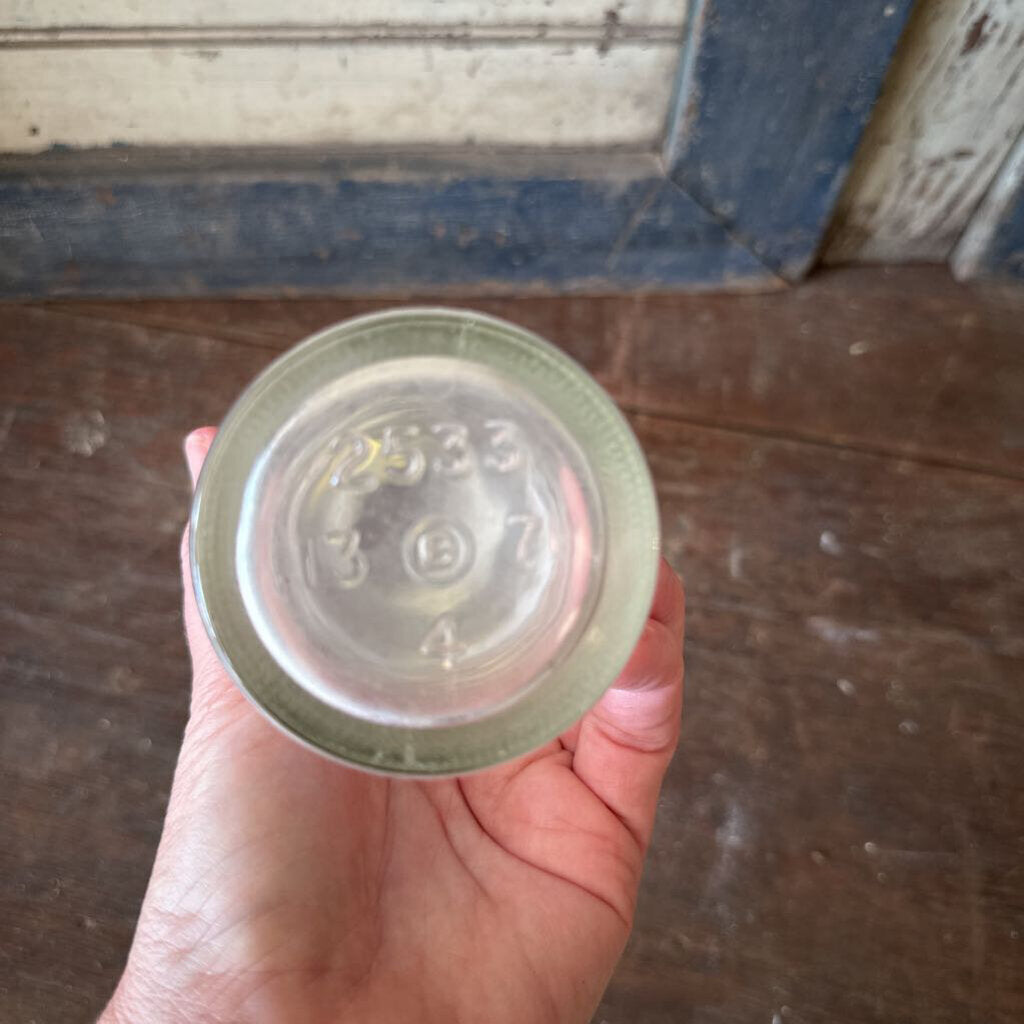 FROSTED ROOT BEER BOTTLE