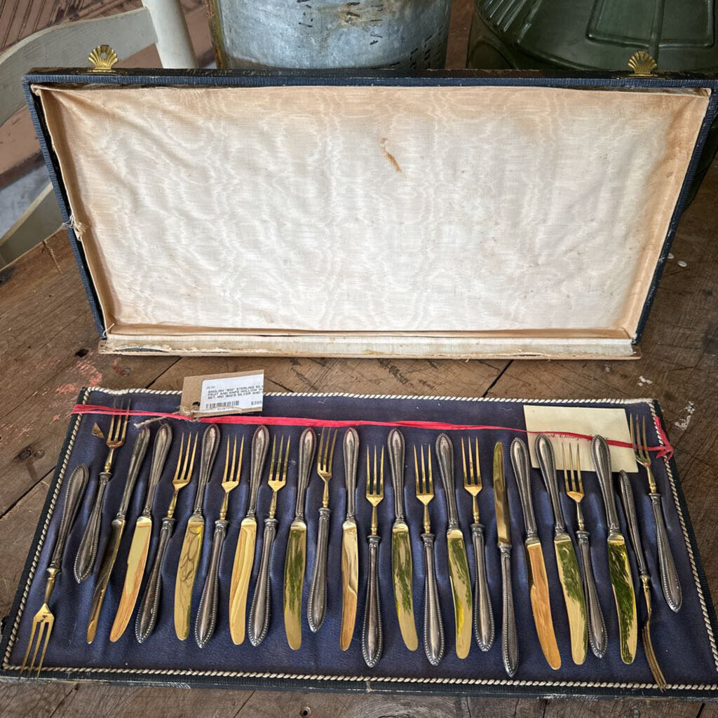 ENGLISH "800" STERLING SILVER FRUIT AND KNIFE HOLLOW WARE SET, MID 1800'S