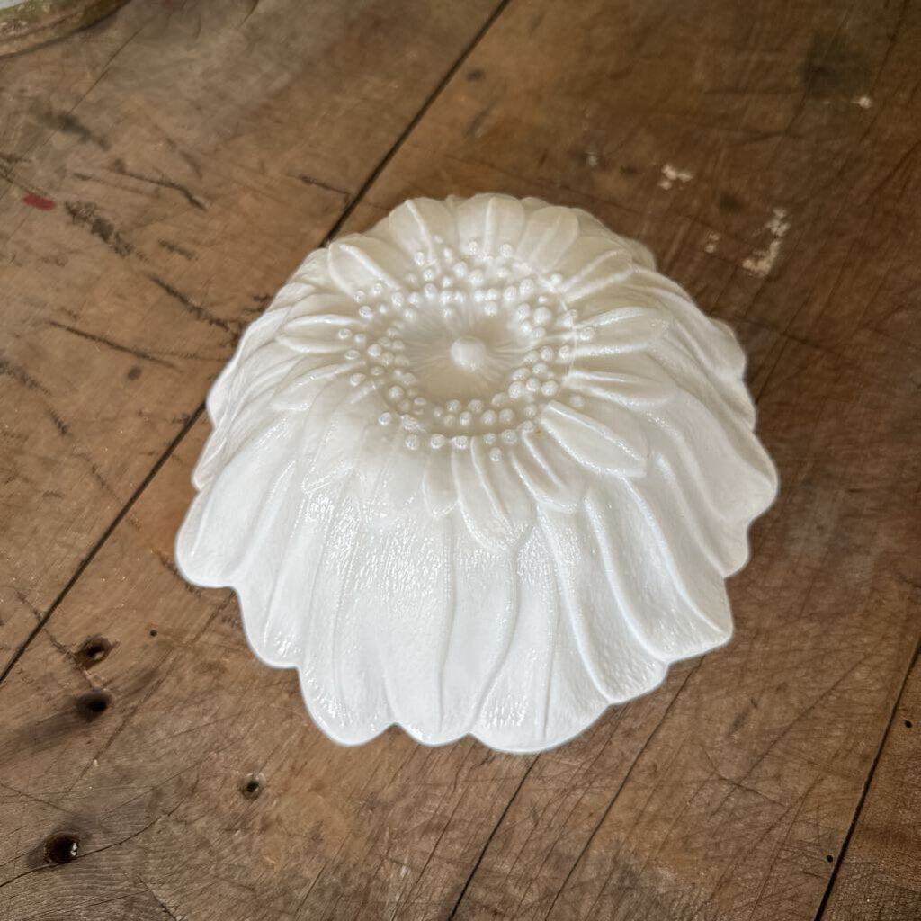 MILK GLASS LILY PONS SUNFLOWER BOWL