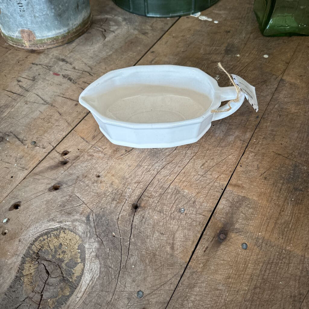 GRAVY BOAT