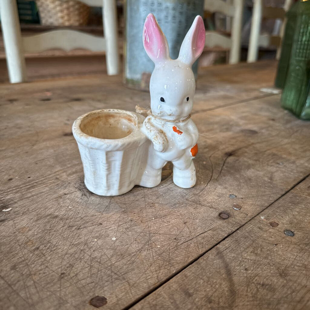 EASTER BUNNY PLANTER