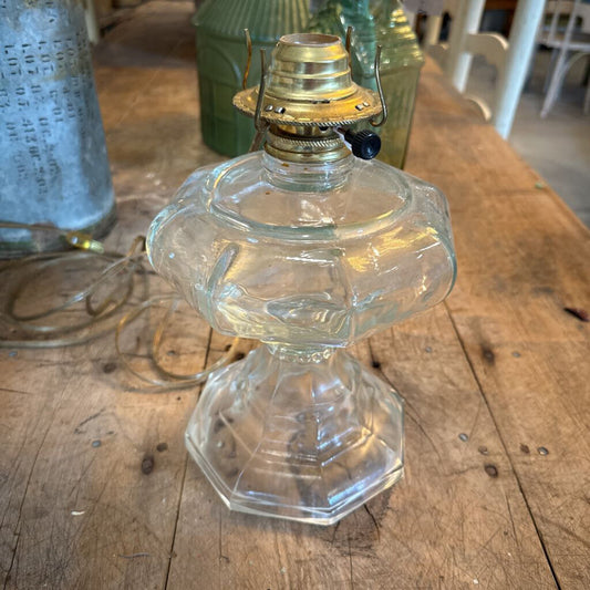 HURRICANE GLASS LAMP