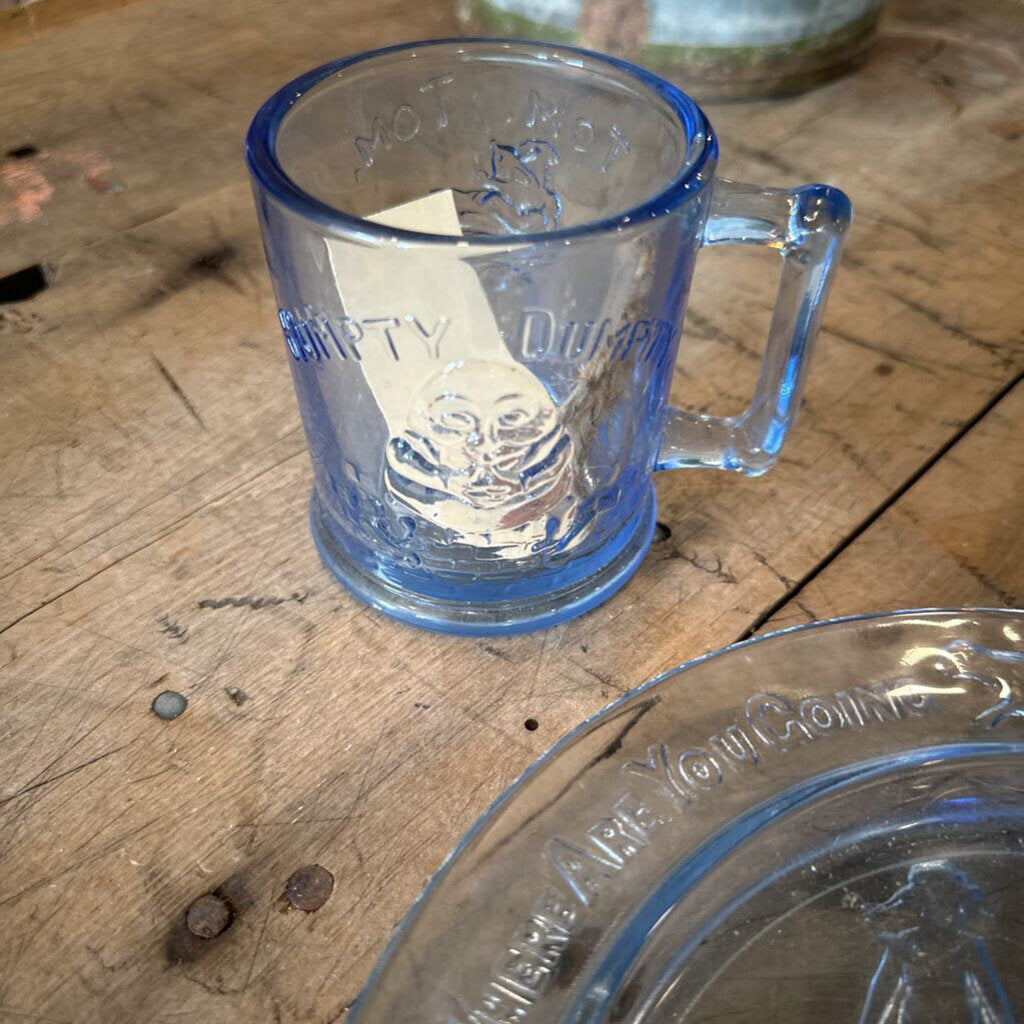 TIARA GLASS NURSERY RHYME SET