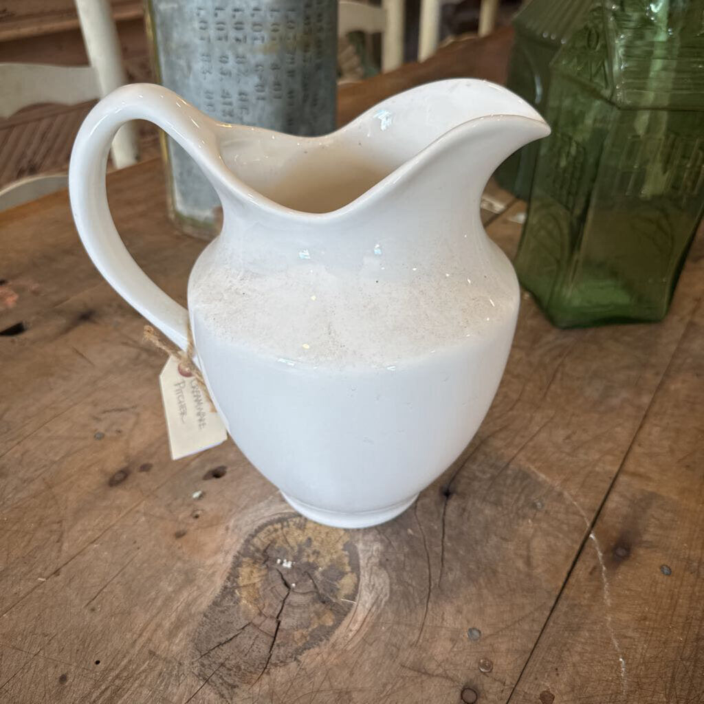 CREAMWARE PITCHER