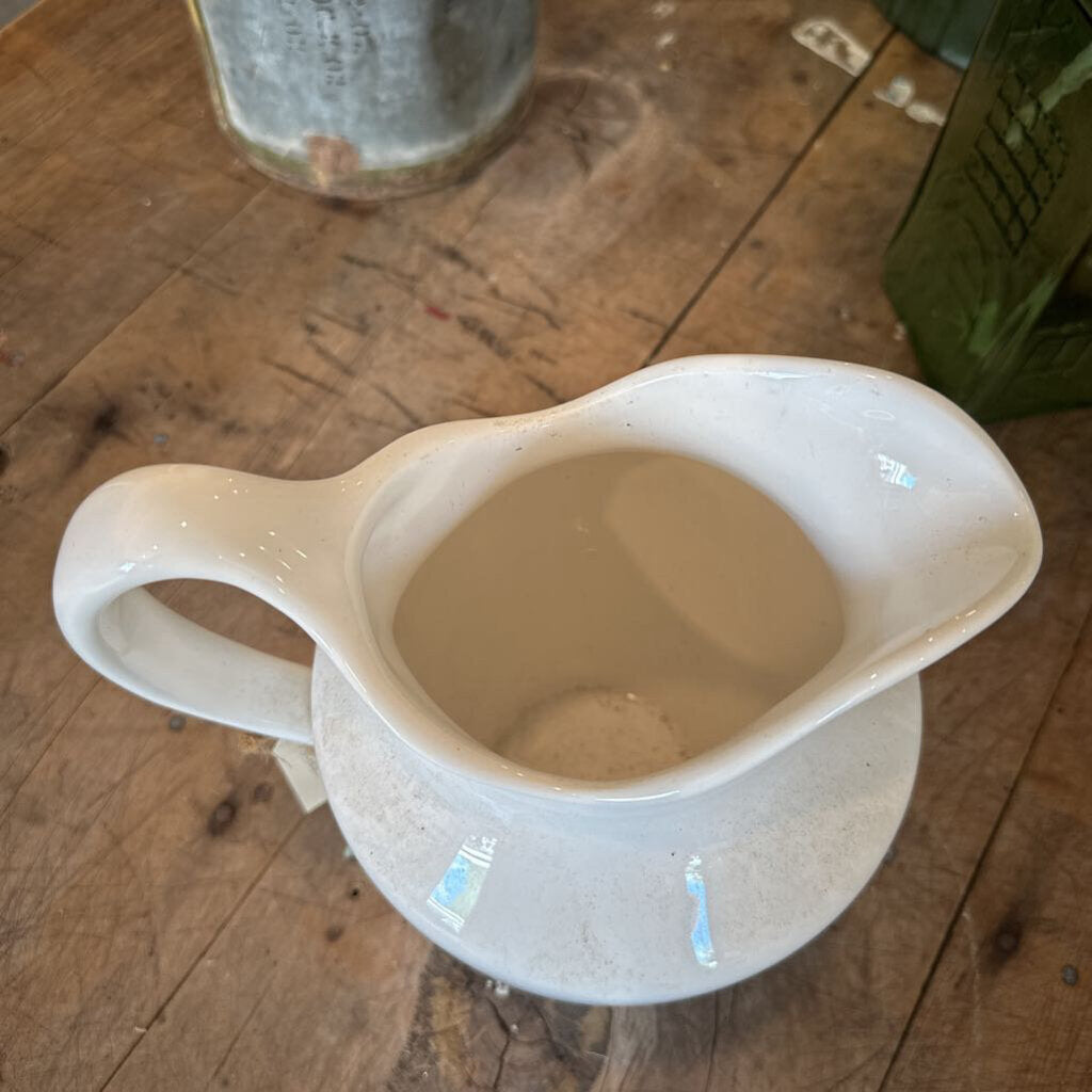 CREAMWARE PITCHER