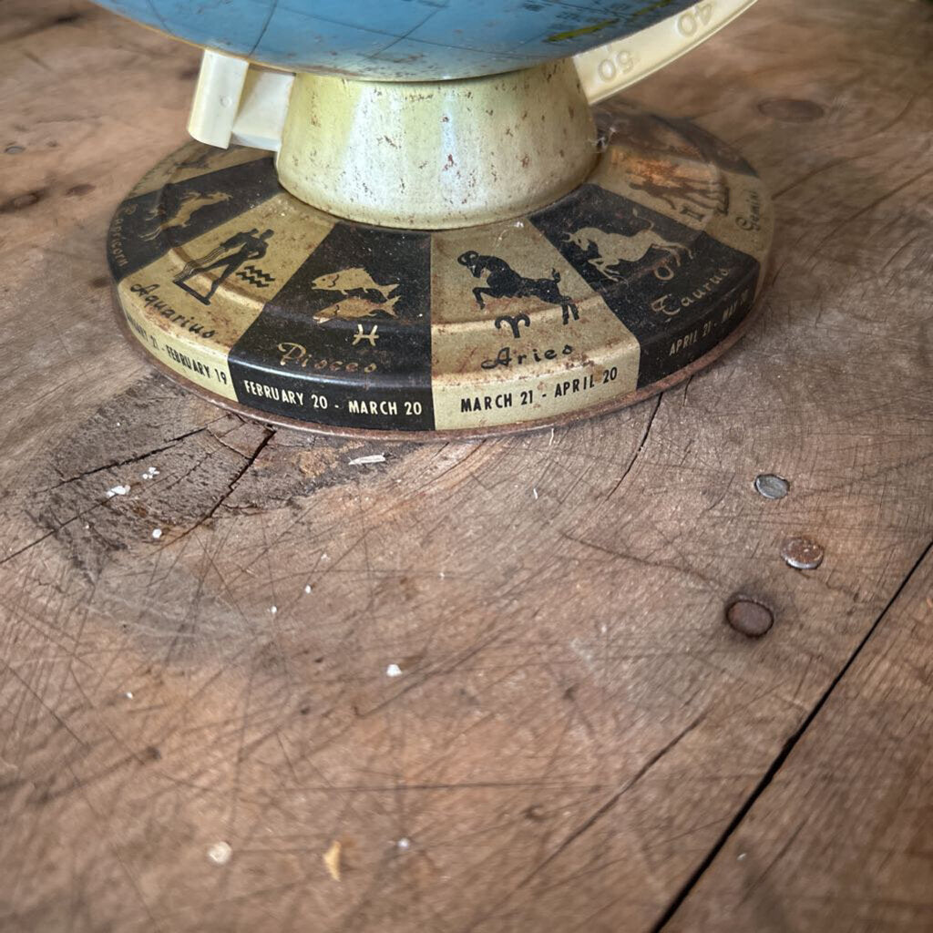 METAL GLOBE ON STAND