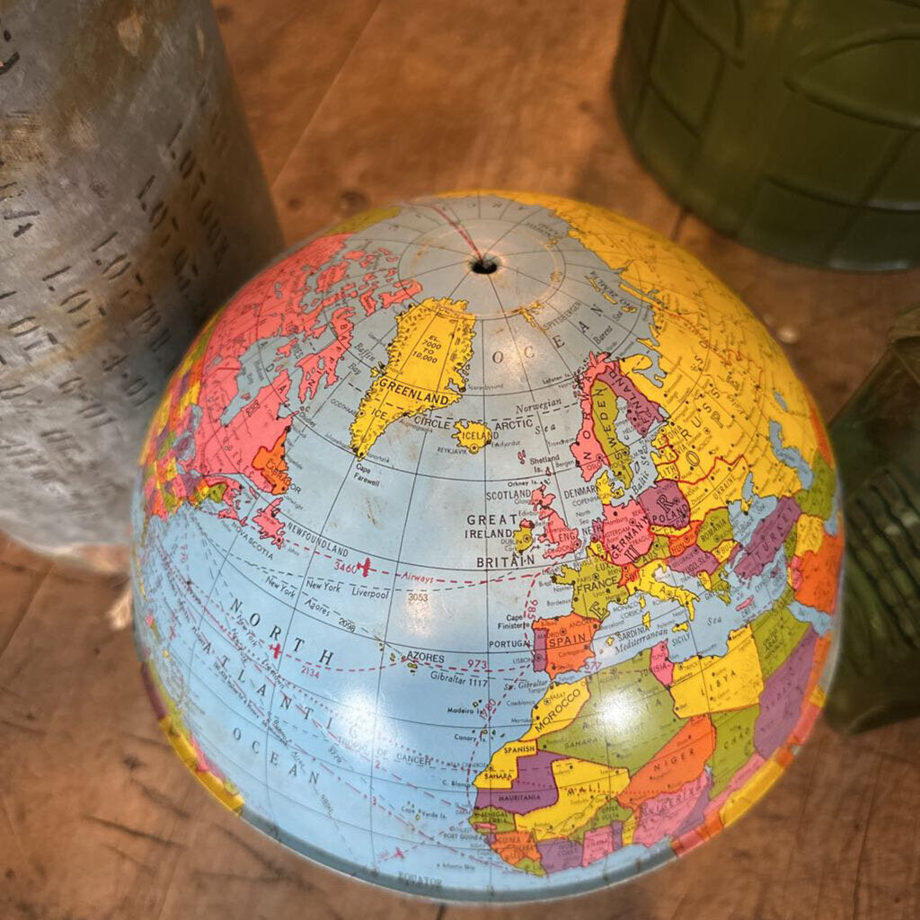 METAL GLOBE