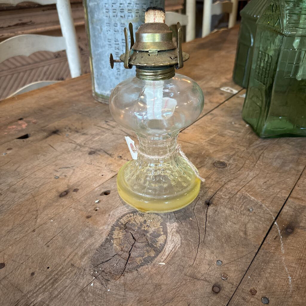 OIL TABLE LAMP
