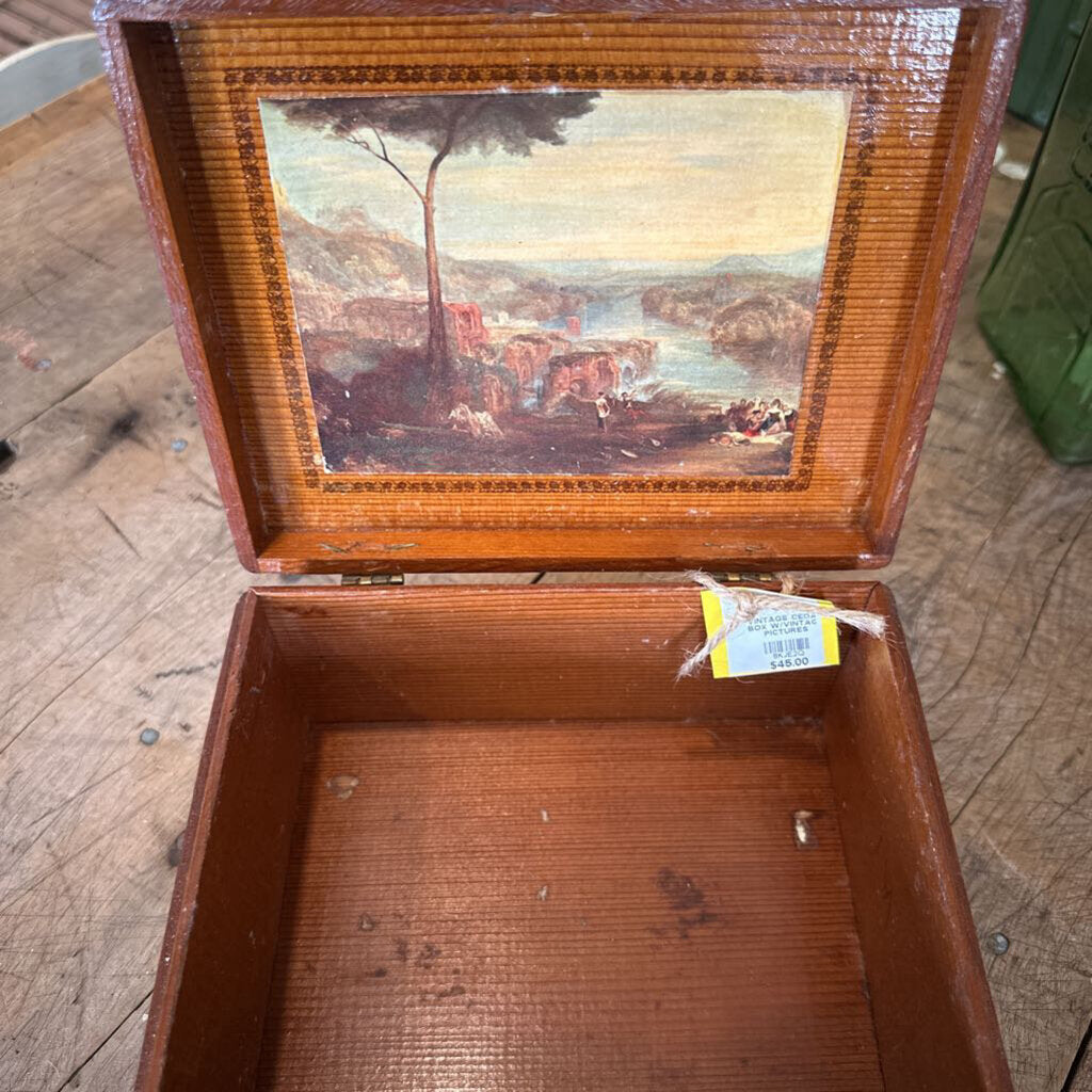 CEDAR BOX WITH VINTAGE PICTURES