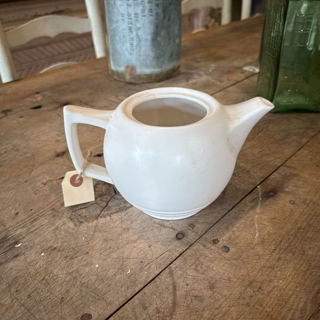 MCCOY TEA POT
