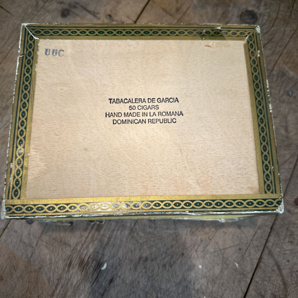 HENRY CLAY CIGAR BOX