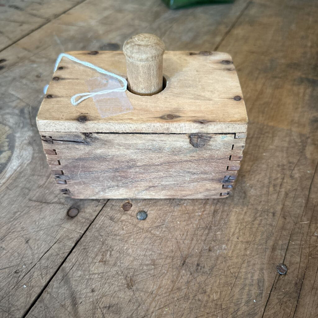 WOOD BUTTER MOLD