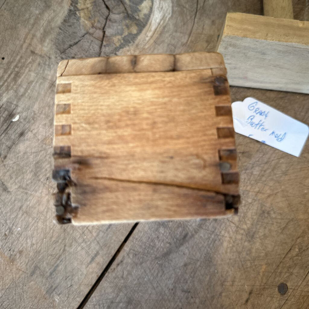 WOOD BUTTER MOLD