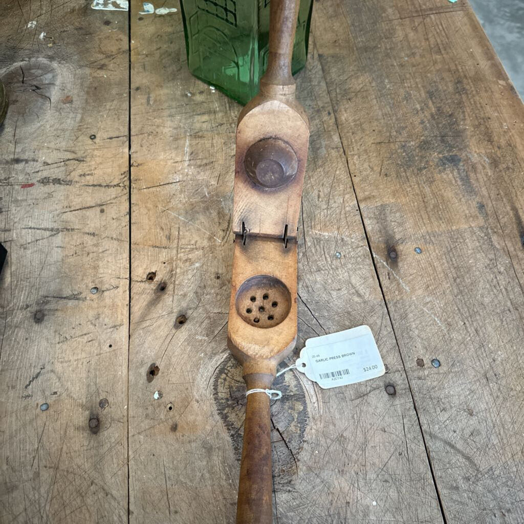GARLIC PRESS