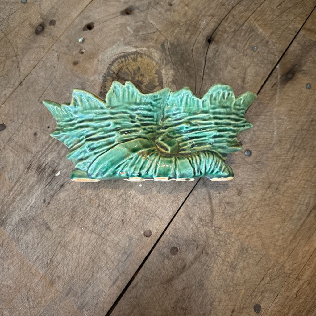 CERAMIC CORNUCOPIA PLANTER
