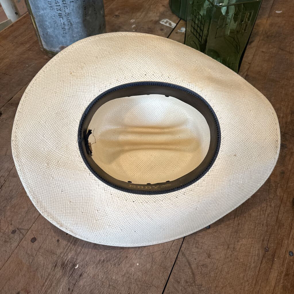 LADIES STRAW COWBOY HAT WITH FEATHER BAND