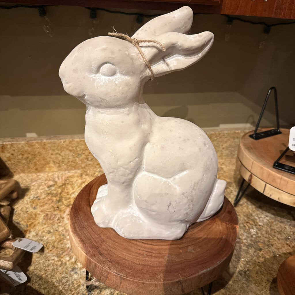 RESIN BUNNY
