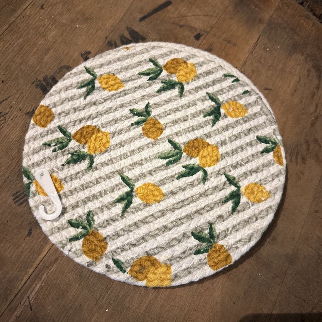 FABRIC TRIVET