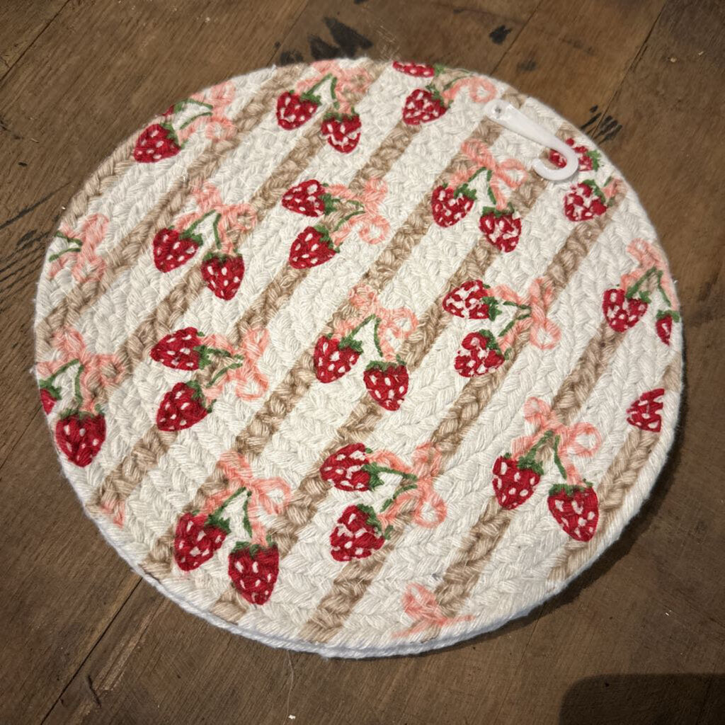 FABRIC TRIVET