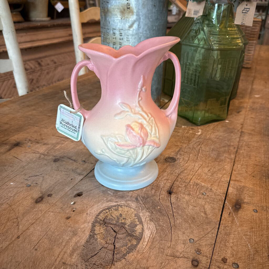 HULL POTTERY VASE WITH HANDLES