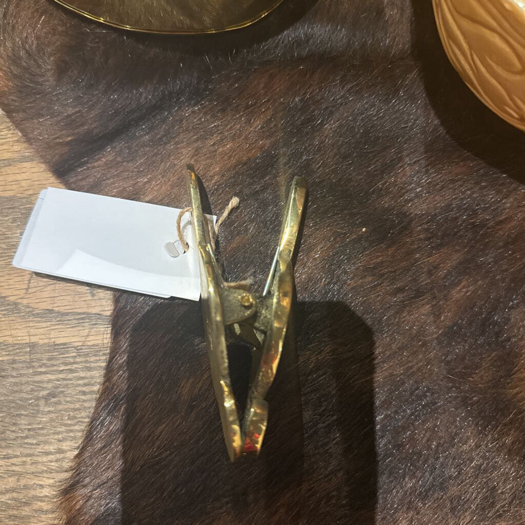 BRASS TREBLE CLEFT CLIP