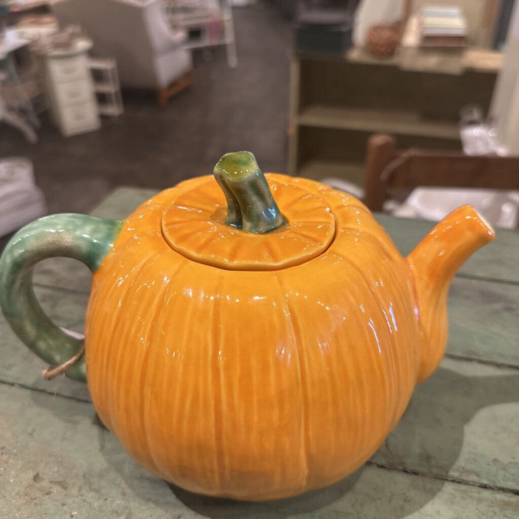 PUMPKIN TEAPOT