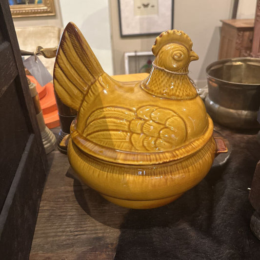 CHICKEN SHAPED SOUP TUREEN