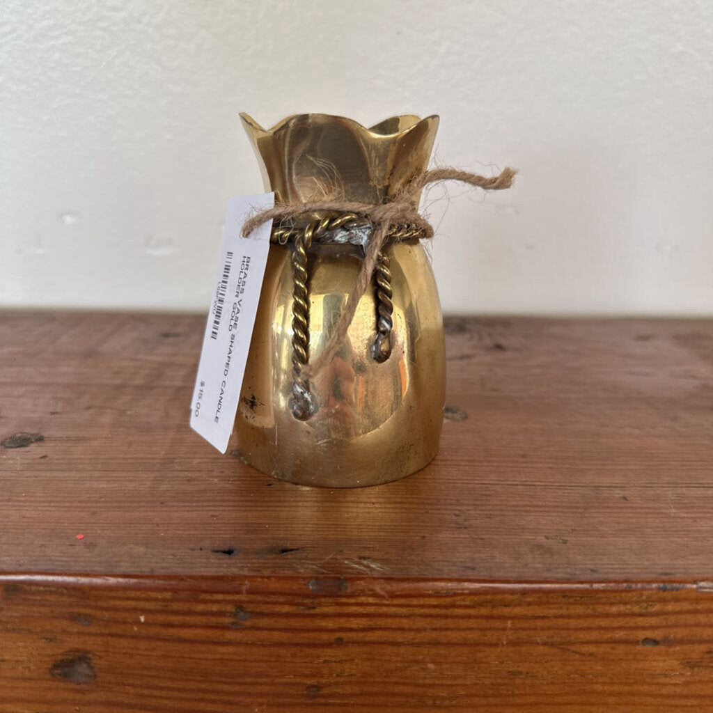 BRASS VASE SHAPED CANDLE HOLDER