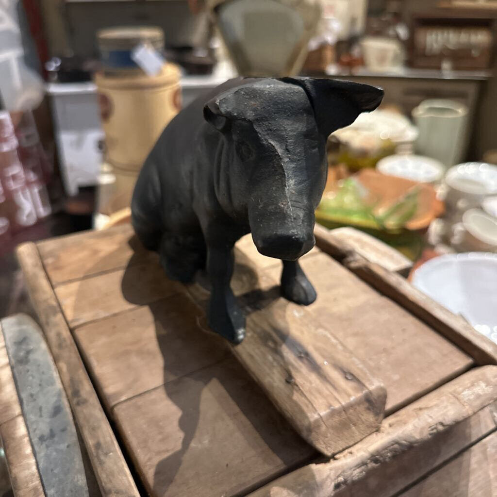 CAST IRON PIG BANK