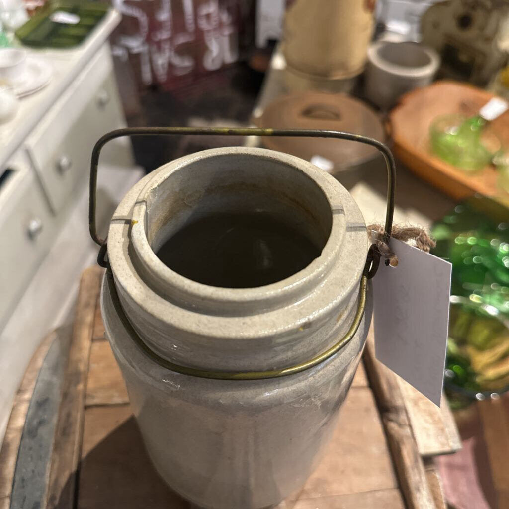 CROCK WITH WIRE HANDLE