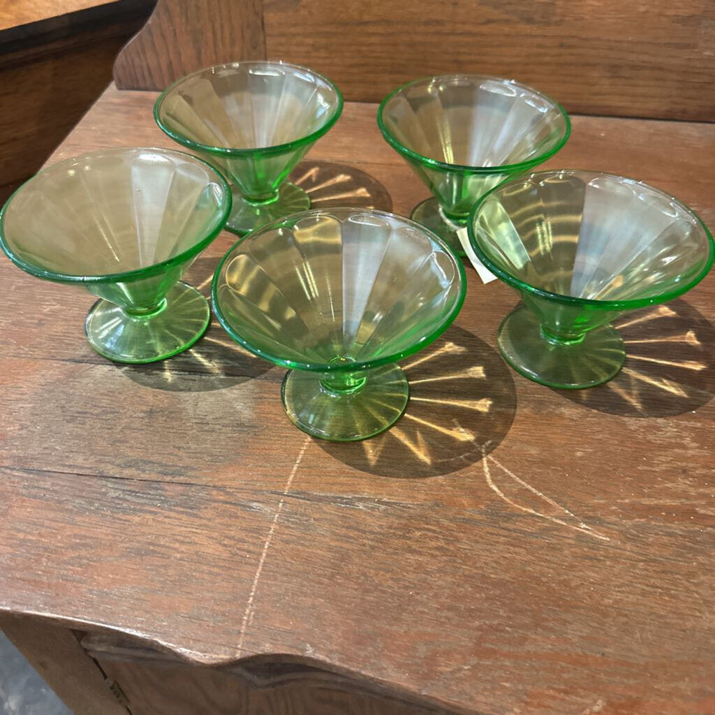 URANIUM GLASS DESSERT CUPS