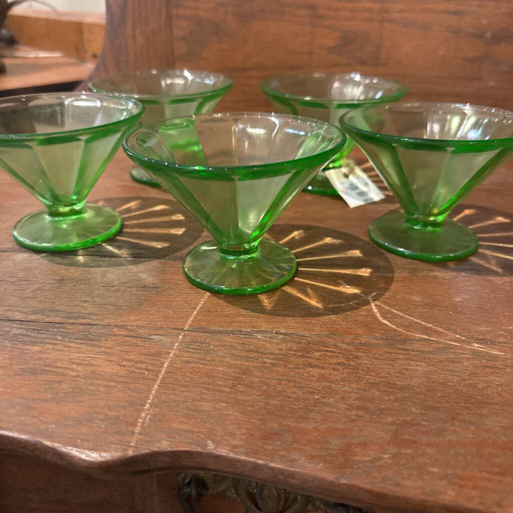 URANIUM GLASS DESSERT CUPS