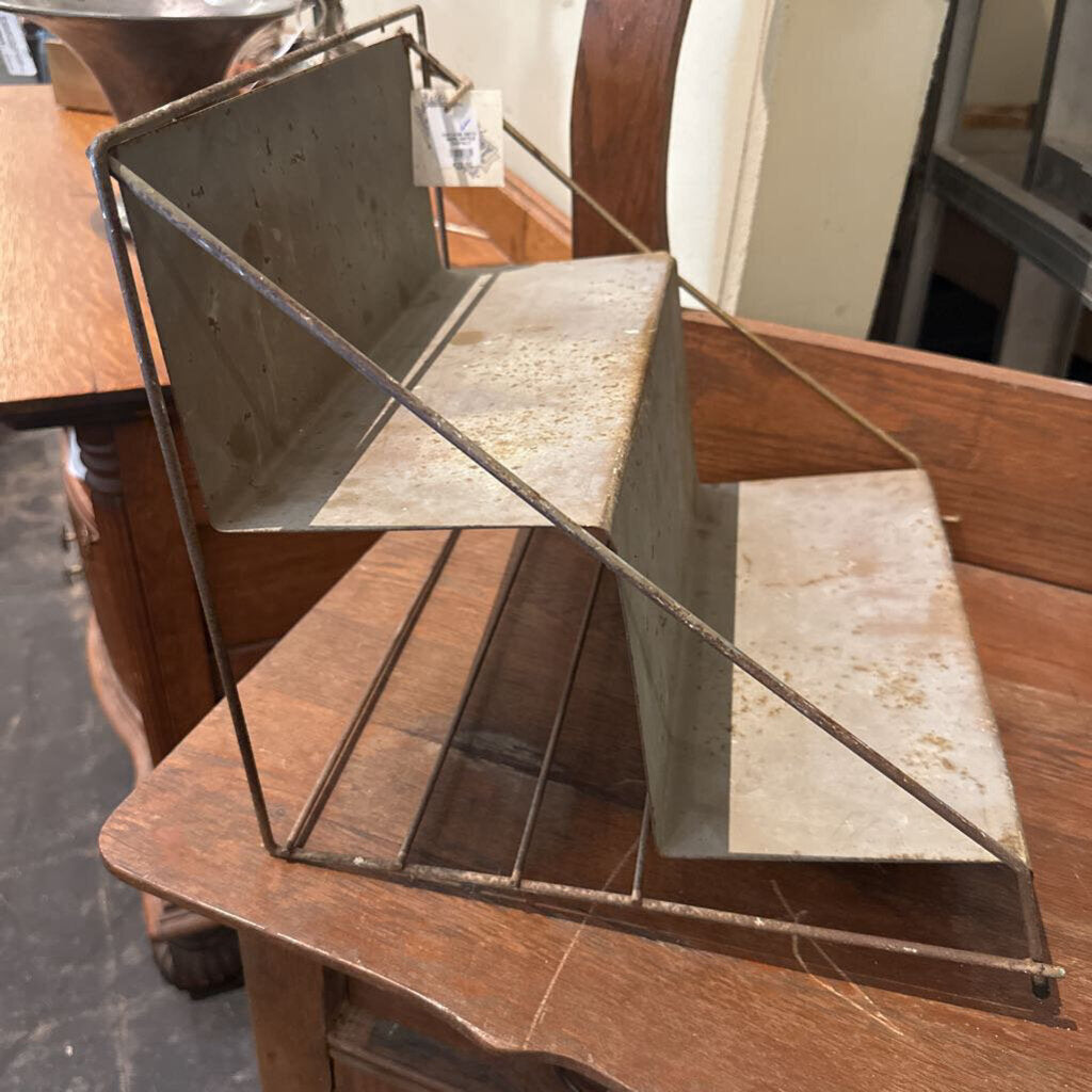 METAL MERCANTILE DISPLAY