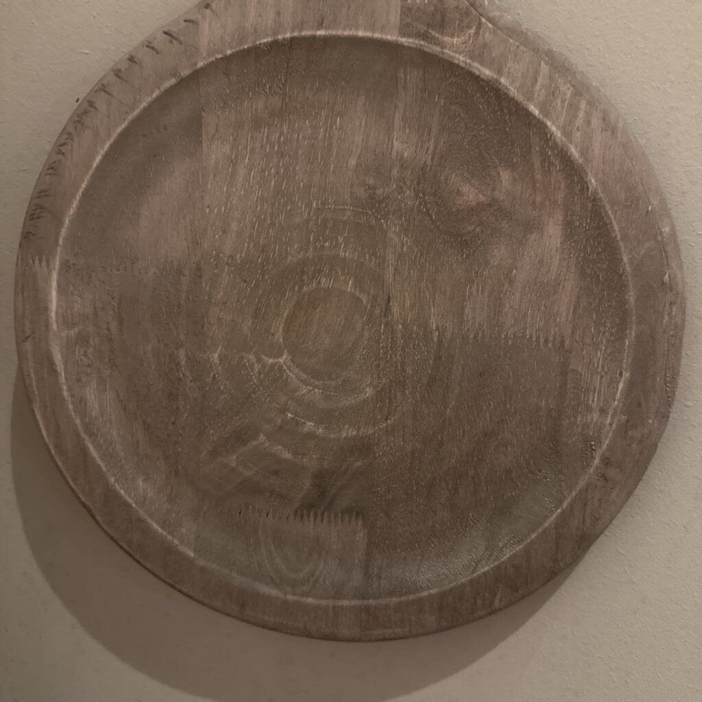 CUTTING BOARD