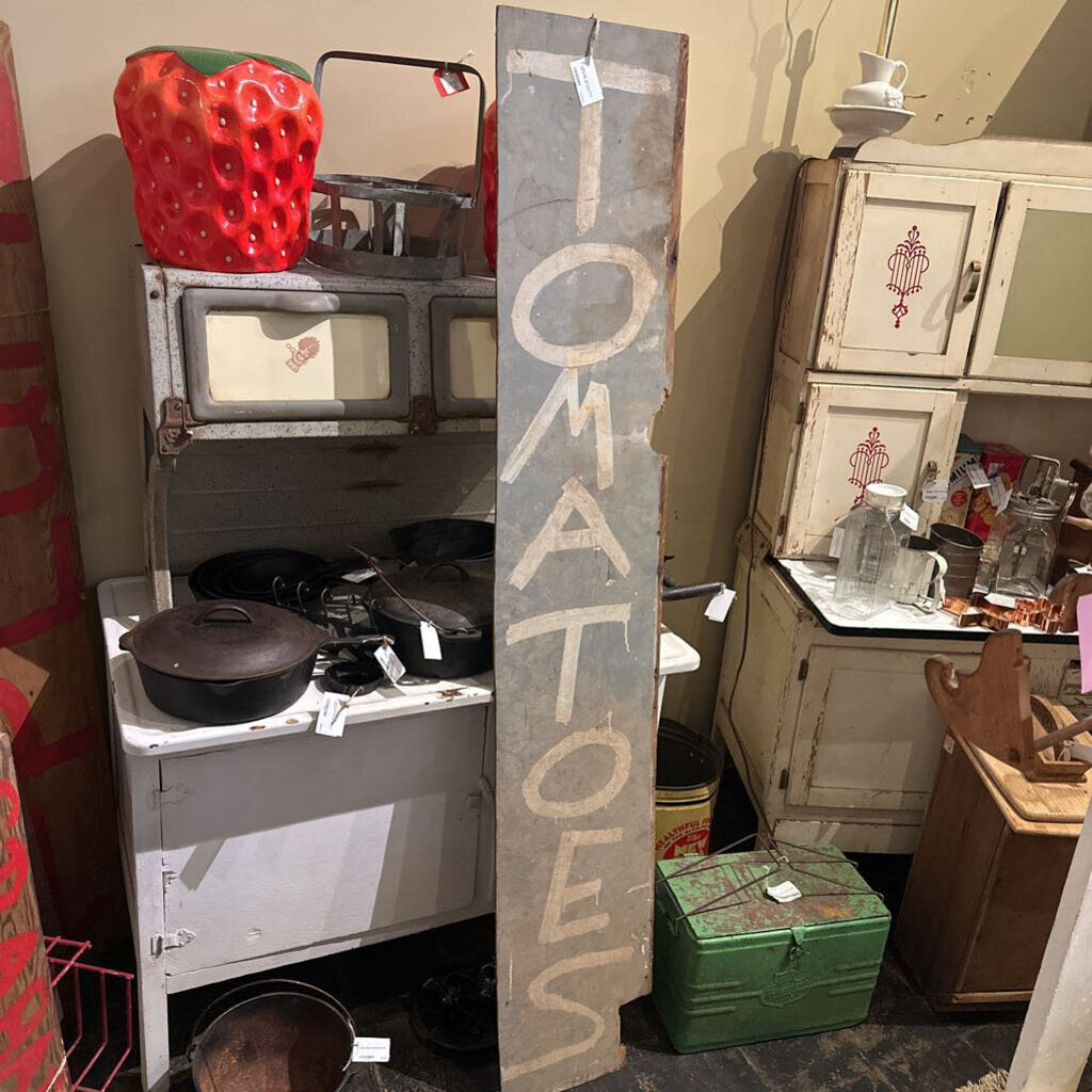 "TOMATOES" VERTICAL WOOD SIGN