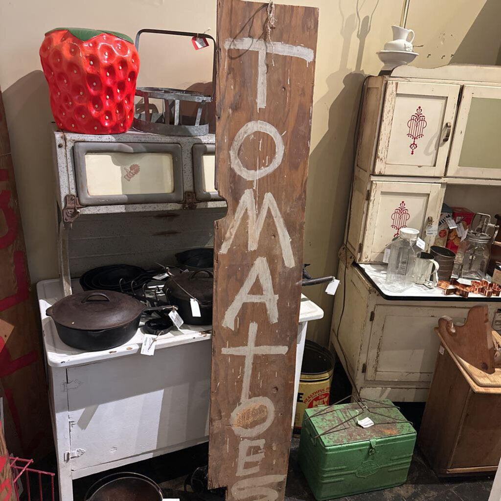 "TOMATOES" VERTICAL WOOD SIGN