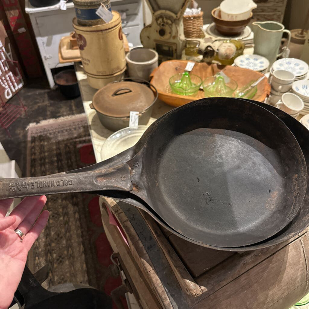 SET OF 5 CAMPING COOK PANS