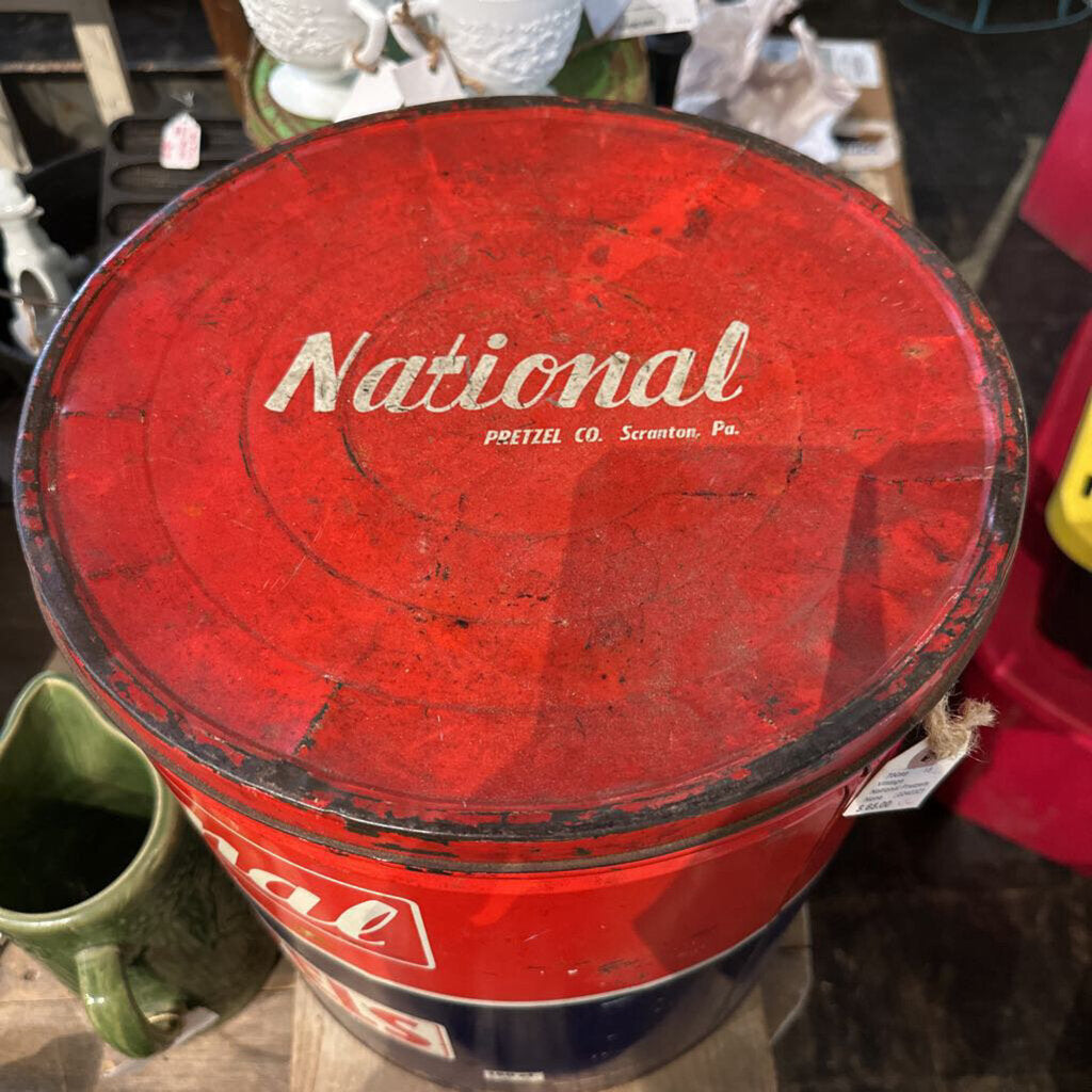 NATIONAL PRETZELS TIN